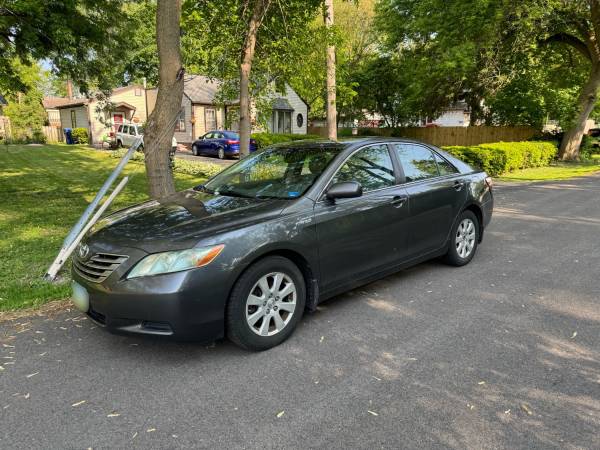 2007 Toyota Camry Híbrido - $3,900 (Lake Villa)63619011699713120