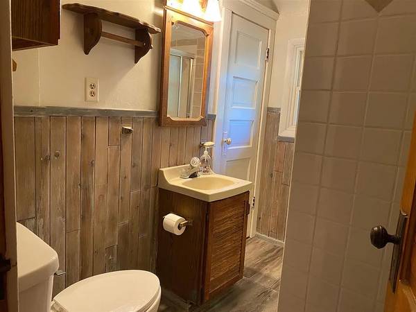 $700 / 3br - 1096ft2 - Room for rent (Jackson)63952521844354123