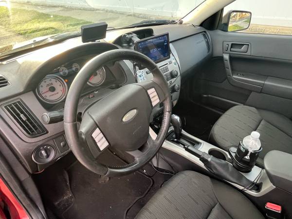 2009 Ford Focus SE - $1,500 (Whitestone)63614539351809123