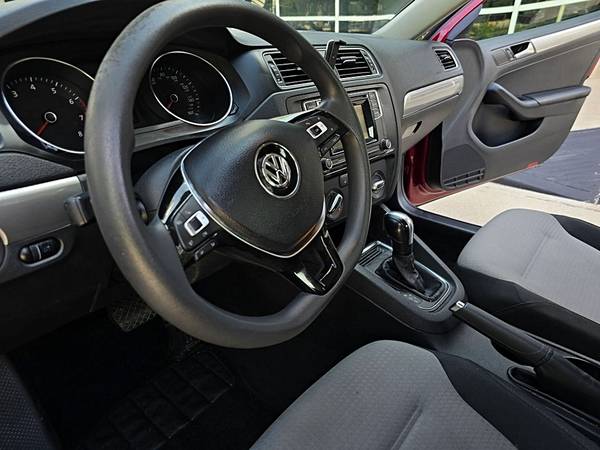 2018 Volkswagen Jetta 1.4T S Sedan 4D - $9980.0063622184004609124