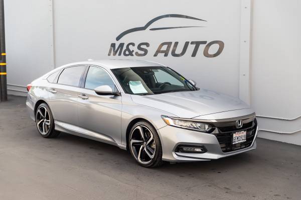 2018 Honda Accord Sedan Sport 1.5T sedán Plata Metálica Lunar - $11,955 (LLAME 510-722-6092 !!)63654699033601122