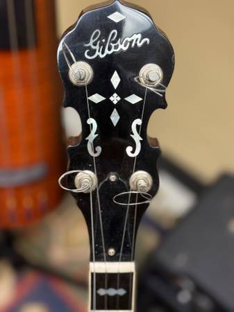Gibson Mastertone Banjo 1