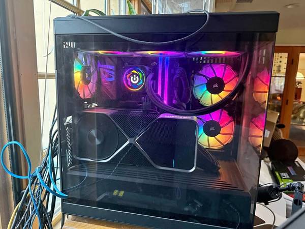 Custom Gaming PC: i9-13900k, Nvida RTX 4090 FE, 2TB SSD, 32GB 5600Mhz, 1