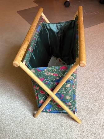 Knitting Sewing Yarn Folding Basket 1