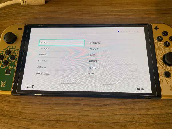 Nintendo Switch OLED Zelda edition + accessories 1