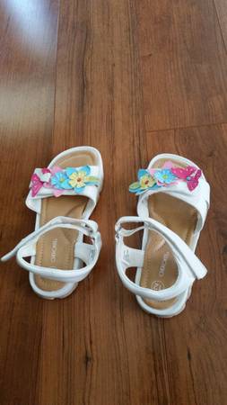 GIRLS SANDALS 1