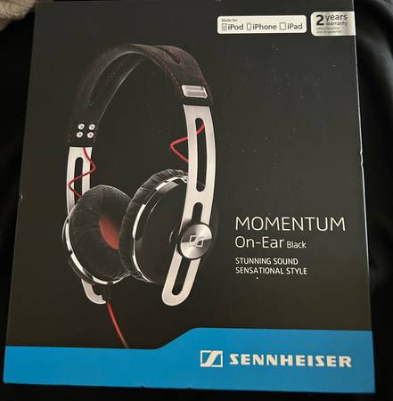 Sennheiser Momentum On-Ear 505795 Wired Headphones Black/Red - $90 (San Jose)634714790730271227