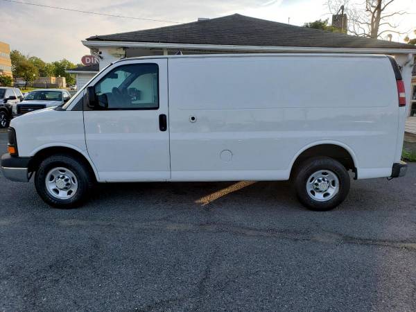 2014 Chevrolet Chevy Express 2500 Cargo ¡GARANTÍA GRATUITA DE 3 MESES! - $11,900 (+ AUTO BANK II - ¡CRÉDITO BUENO/MALO/O NULO ACEPTABLE!)63487271000835123