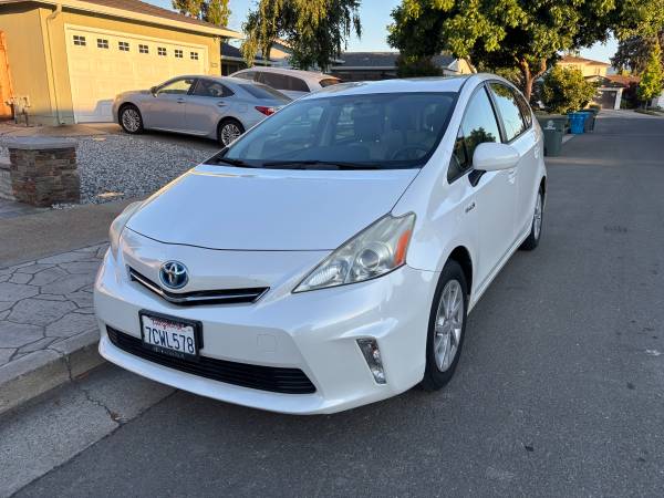 2014 Toyota Prius v Hybrid Wagon - $15,999 (cupertino)63654704598915120