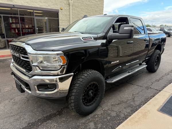 25’ Ram2500/3500/4500 oem side steps 1