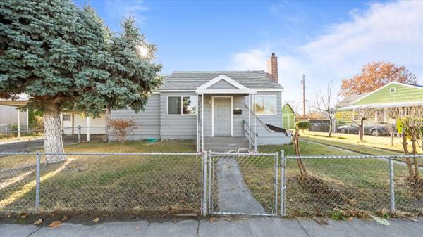 What a deal for the SQFT! 1