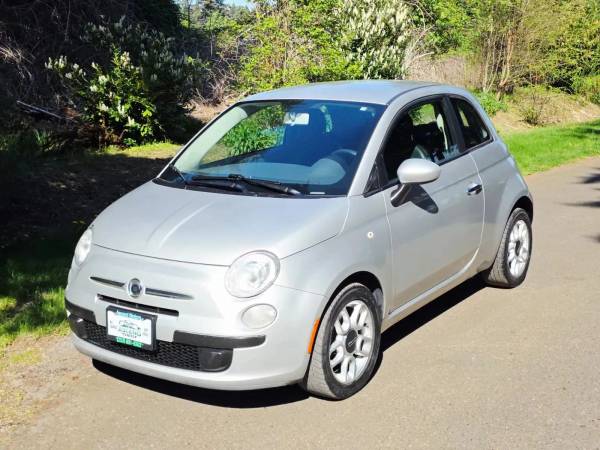 2012 FIAT 500 1