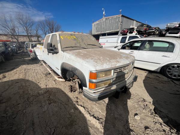 ★ 1994 Chevrolet Truck-3500 - PARTING OUT - Q-19 - STK#F33879 ★ 1