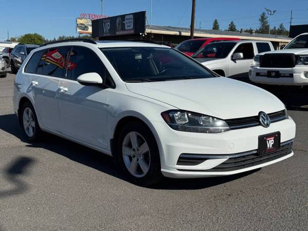 --- 2018 Volkswagen Golf SportWagen TSI SE --- - $11,995 (Valley VIP Auto Sales)63613077995651123