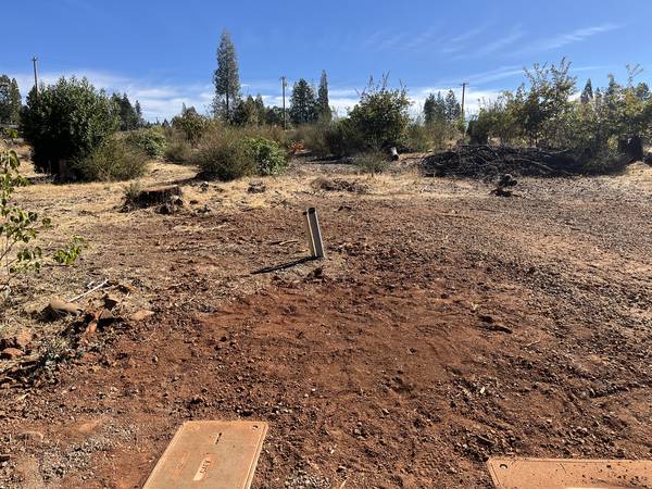 Out with the old, in with the new! Land in Magalia. 1