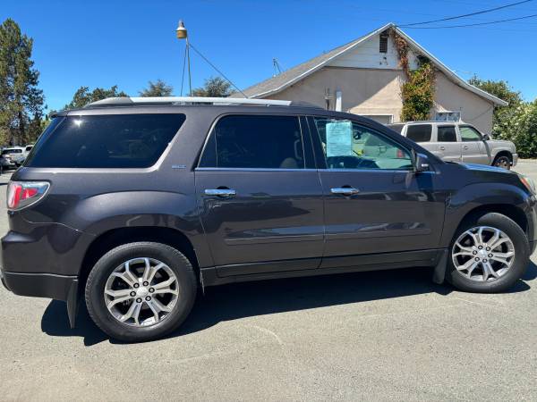 ONE OWNER-2014 GMC ACADIA SLT-2-clean car fax/title-BELOW RETAIL - $8,299 (santa rosa)63470586207361122