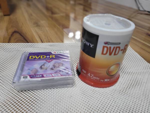Sony DVD-R and Verbatim DVD-RW 1