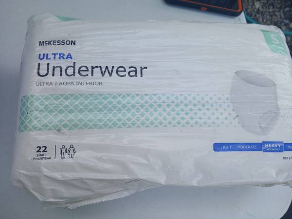 New McKesson Ultra Underwear, Incontinence, Heavy Absorbency, Small, 1