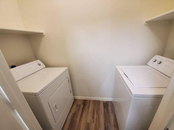 $1,475 / 2br - 1042ft2 - WOW That's a good deal! (Tucson)63674963606275124
