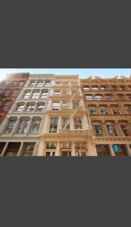 $4,600 / 2br - 2100ft2 - Situated just steps from the crossing of Prince and Mercer streets (New York)63816602809859120