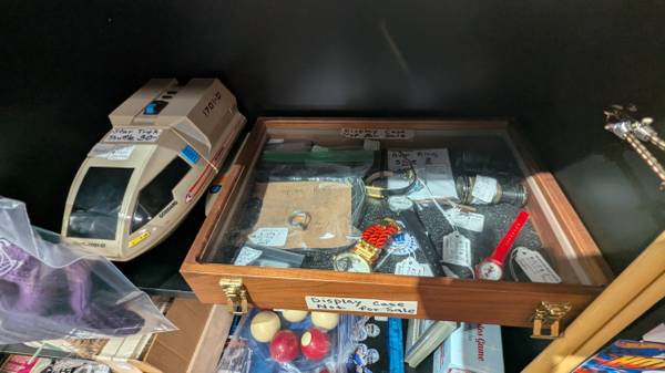 Yard sale photo