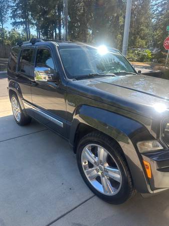 2011 Jeep Jet Sport 4X4 - $6.900 (Springfield)63470221410305122