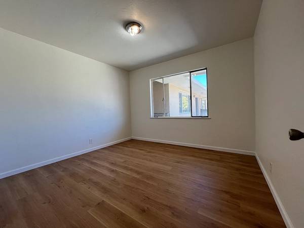 $1,421 / 1br - 1BR ___ @ Santa Cruz @___ (santa cruz)64055523413378121