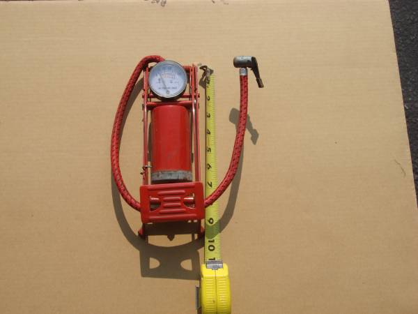 FOOT ACTIVATED AIR PUMP 1