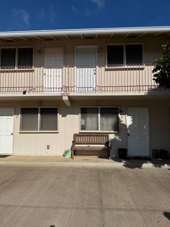 $2,400 / 2br - 650ft2 - Waikiki / Kapahulu - 2 dormitorios, 1 baño, 1 estacionamiento (estacionamiento adicional $$$) (Waikiki Kapahulu Honolulu)63686709249793120
