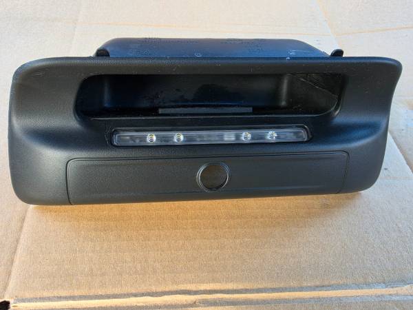 2019-2026 RAM 2500 3500 4500 Tailgate Latch 1