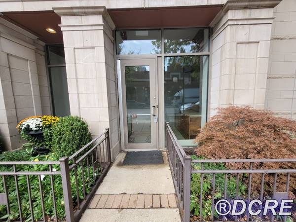 $1,000 / 225ft2 - Small office space available at 1414 N. Wells! All utils included (Old Town)63899124317954121