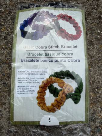 Basic Cobra Stitch Bracelet 1