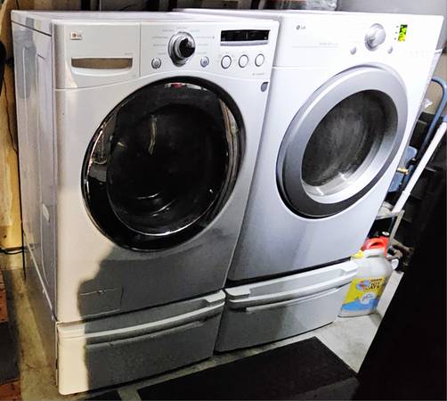 LG washer and dryer set 1