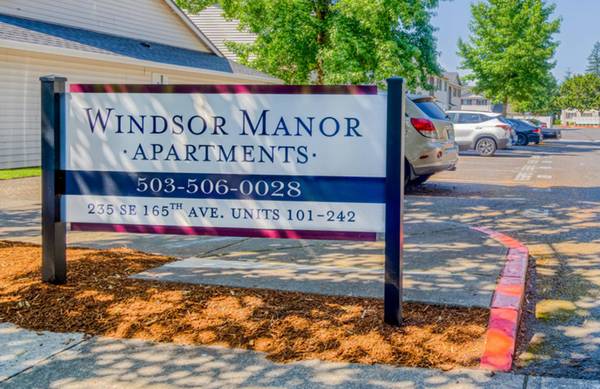 $1,550 / 2br - Full-size Washer/Dryer, Playground - $1700 in SAVINGS | 2 Bed (Glenfair)63956787386115121