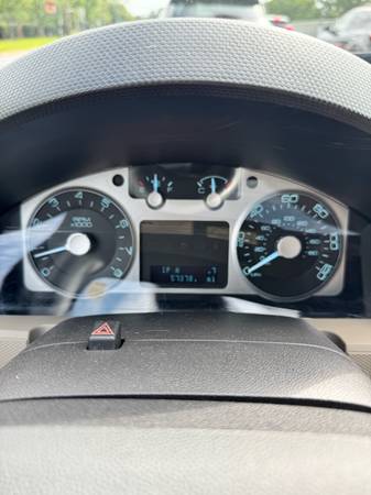 2011 mercury mariner premier - $6,800 (Alexandria)63616176040963124