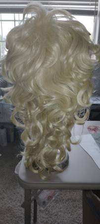 WIG-Curly 1