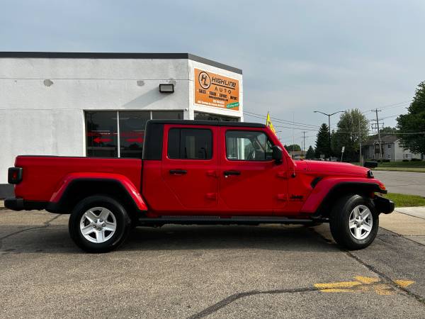 2021 Jeep Gladiator Sport S, 4x4, financiamiento/garantía disponibles - $29,995 (Kenosha)63470430085633122