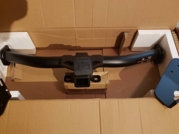 Class 3 Trailer Hitch - 2" Receiver - Fits Chevy/GMC - 99-13-1500/2500 1