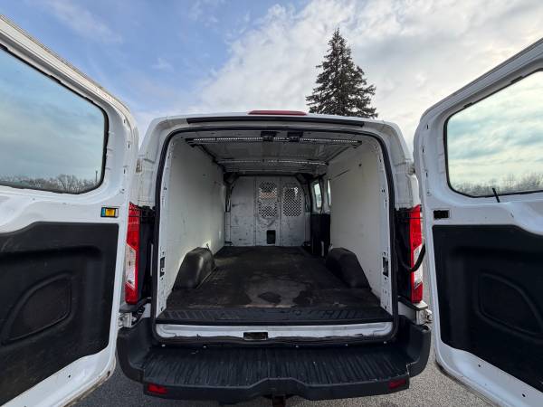 2016 Ford T-250 Transit - Photo 13