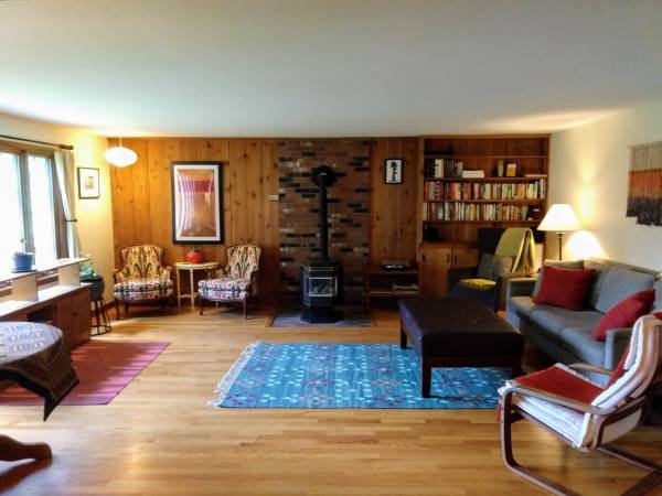 $2,975 / 3br - 1706ft2 - Casa encantadora, excelente vecindario, a poca distancia del centro del pueblo (Northampton)64017045783555123
