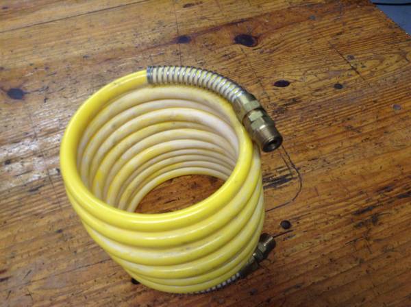 COILHOSE, AIR, 3/8"X12' LONG W/BRASS SWIVEL ENDS**** 1