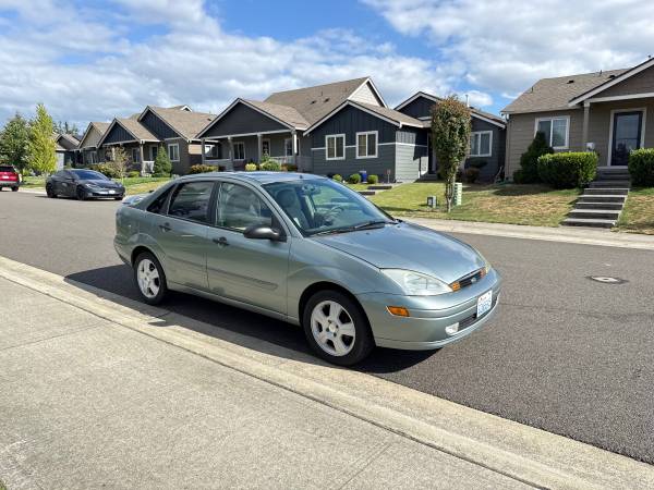 2003 Ford Focus ZTS Pocos Kilómetros 1 Dueño - $2,500 (Puyallup)63654706693635123
