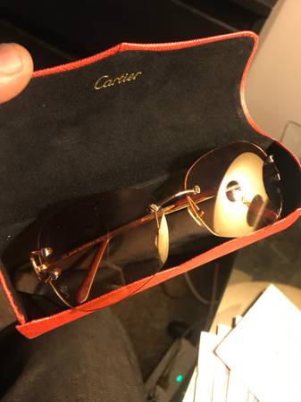 Big cc Cartier glass 1