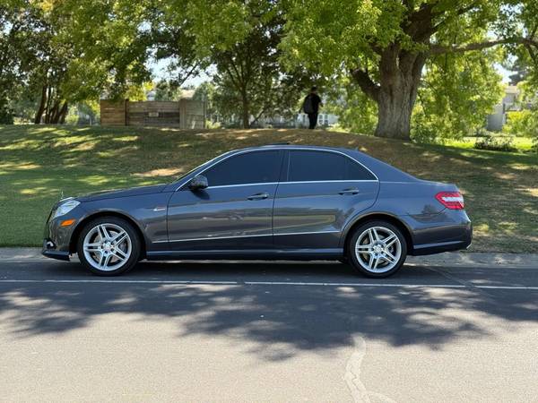 2011 Mercedes Benz E550 completamente equipado - $8.30063470758849155121