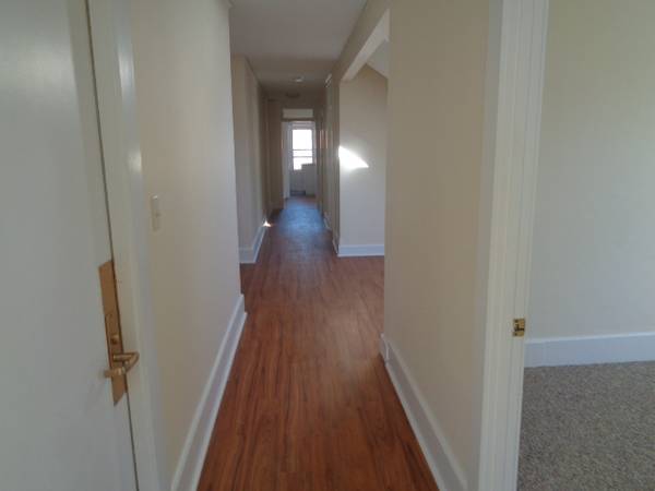 $1,600 / 2br - Two Bedroom on Arnold Avenue in Northampton (Arnold Avenue Northampton MA)64016884137985123