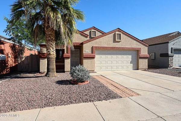 Home for Sale in Phoenix,  (3bd 2ba) 1