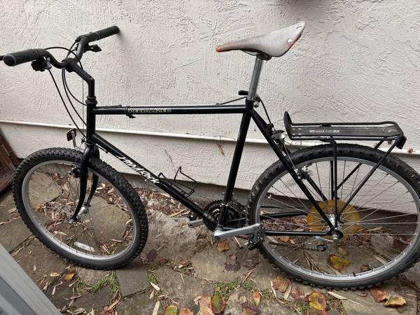 Specialized Hardrock Bike – Fits 5’10”- 6’2” Rider – Brooks Saddle 1