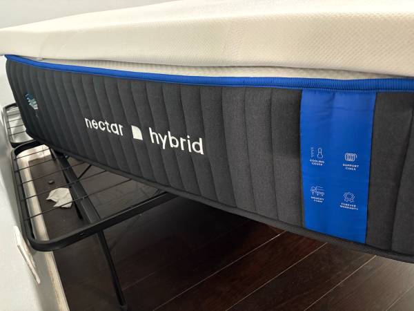 Nectar hybrid full mattress + topper 1
