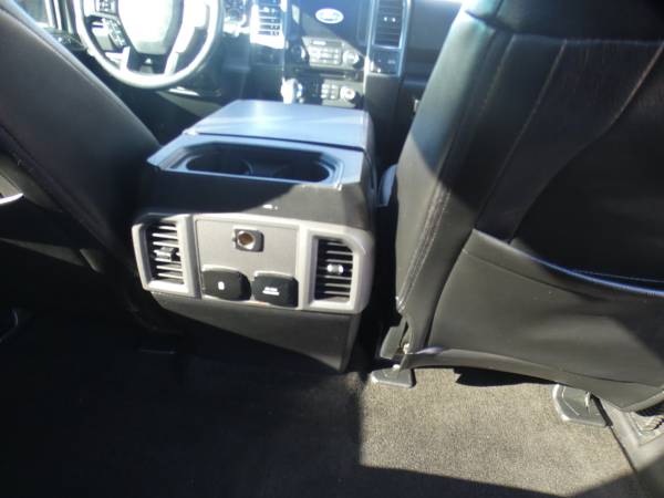 2018 Ford F-150 XLT 4x2 - Photo 12
