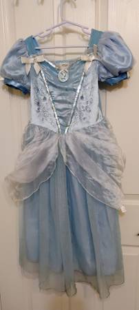 Disney Store light-up Cinderella princess gown costume 1